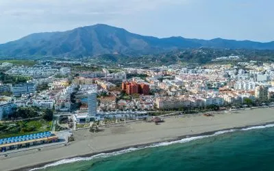5 Playas Baratas y Bonitas en España 2025