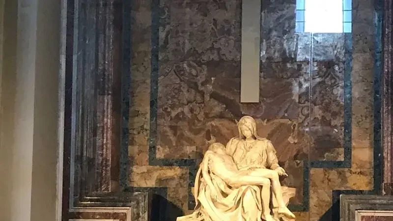la-piedad-de-michelangelo-