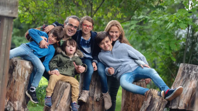 familia celebrando en parque nacional de Estados Unidos